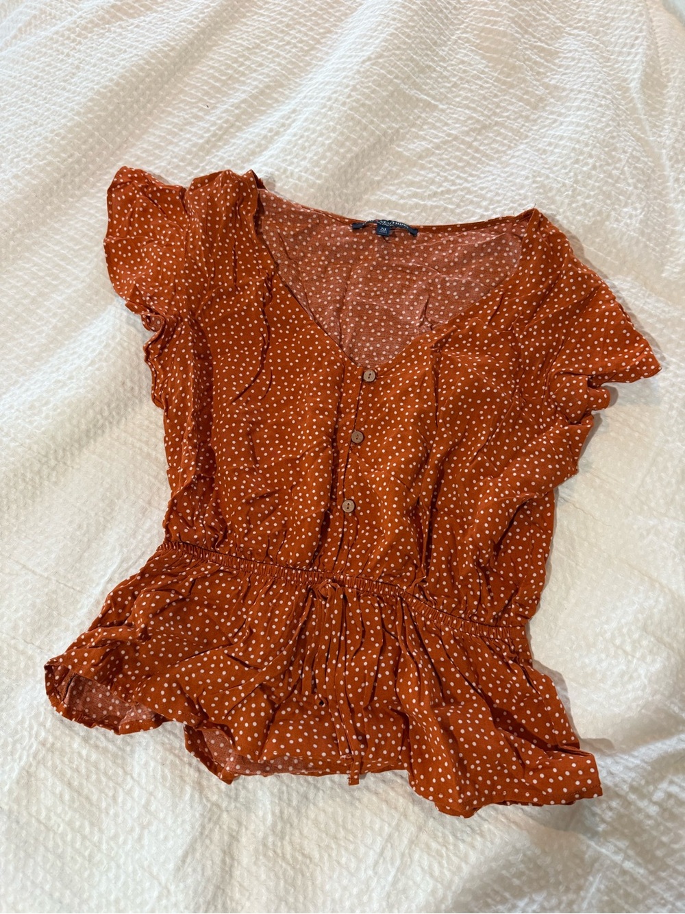 Polka Dot Rust Short Sleeve Button-Front Peplum Top
